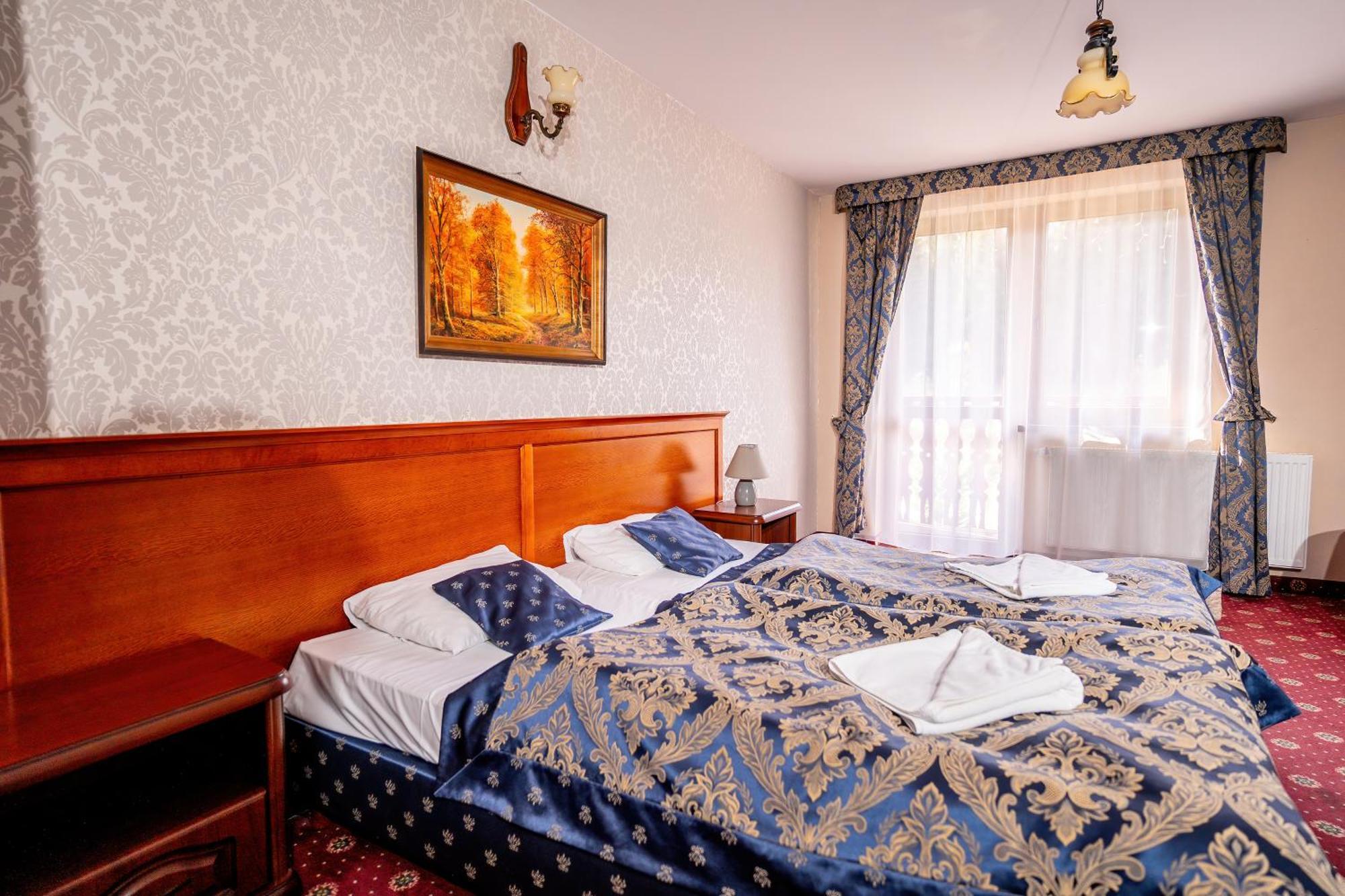 Morawa Hotel *