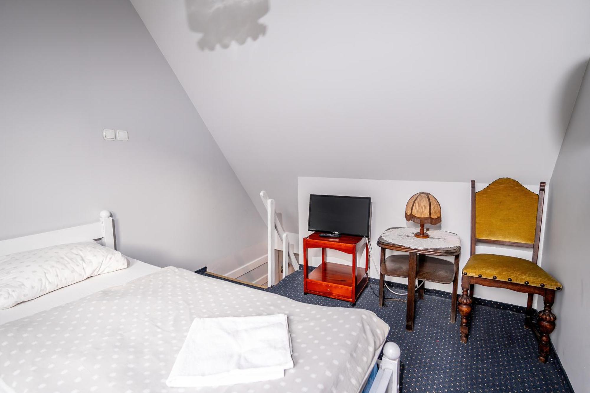 Morawa Hotel *